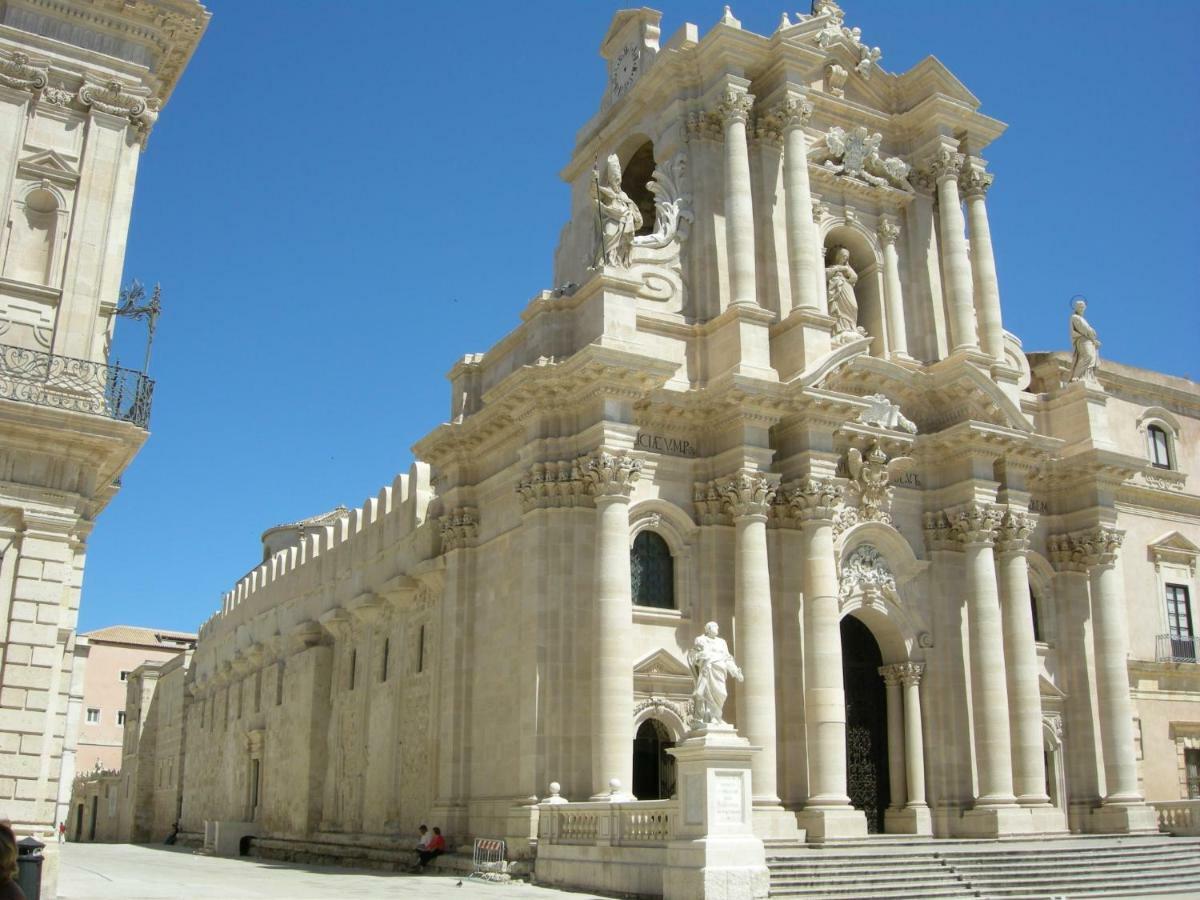Syracuseapartments Il Piave Di Siracusa Appartamento Per 6 Persone Vicino Ad Ortigia A 200M Dal Mare Exterior foto